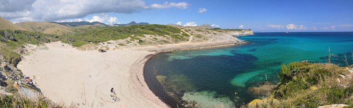 fishingtripmajorca.co.uk boat trips to Cala Mitjana in Majorca