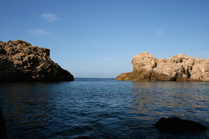 fishingtripmajorca.co.uk boat trips to Cala Olla in Majorca
