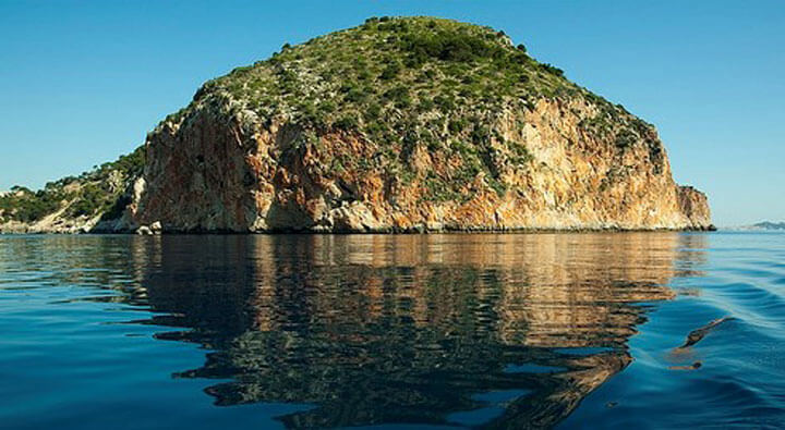 fishingtripmajorca.co.uk boat trips to Cabo Vermell in Mallorca