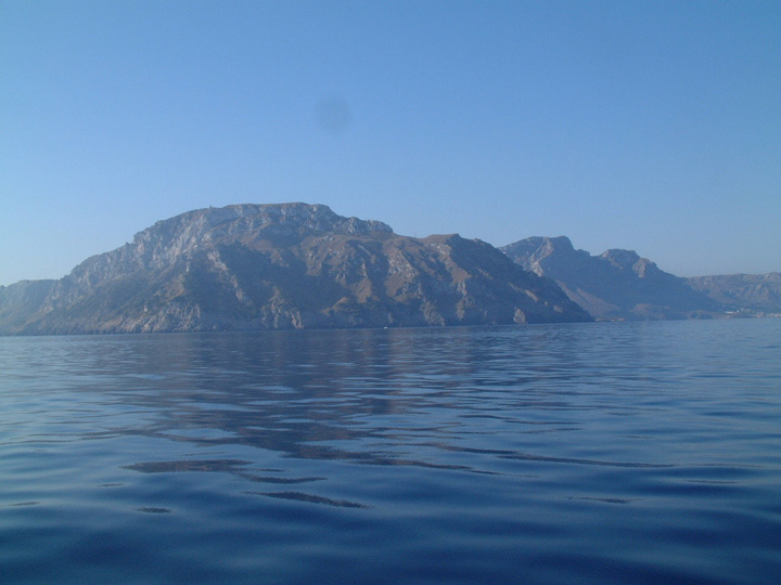 fishingtripmajorca.co.uk boat trips Cova Gran in Majorca