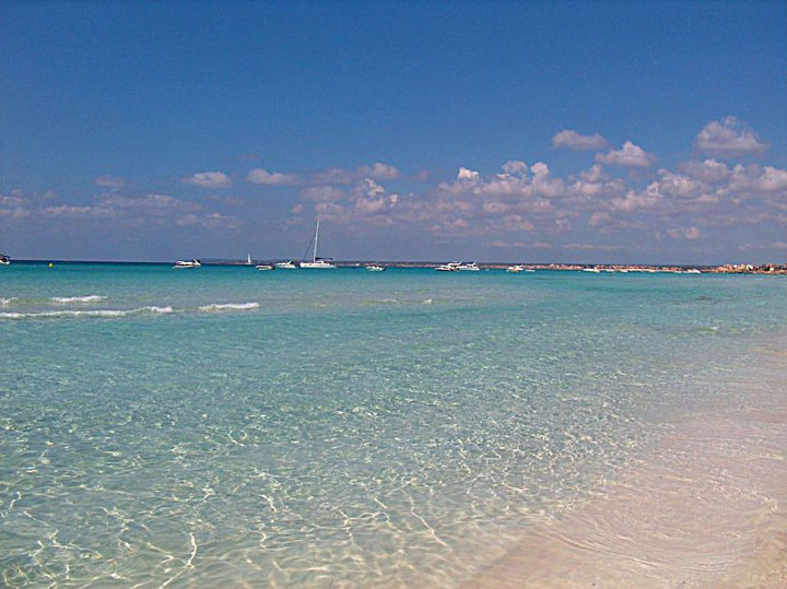 fishingtripmajorca.co.uk boat tours to Es Trenc in Majorca