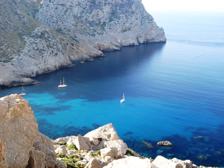 fishingtripmajorca.co.uk boat trips to Formentor in Majorca