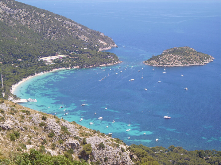 fishingtripmajorca.co.uk boat trips to Formentor in Majorca